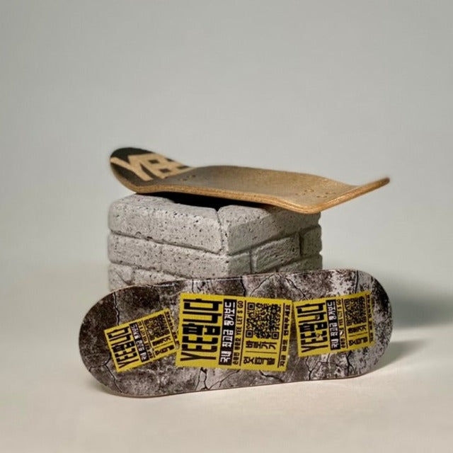 Yee - For Sale Fingerboard Deck